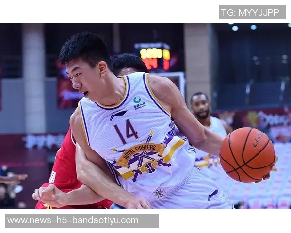 广州男篮主教练强调解决篮板球问题是球队保持竞争力的关键所在